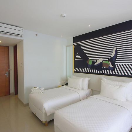 Uniq Hotel Yogyakarta Exterior foto
