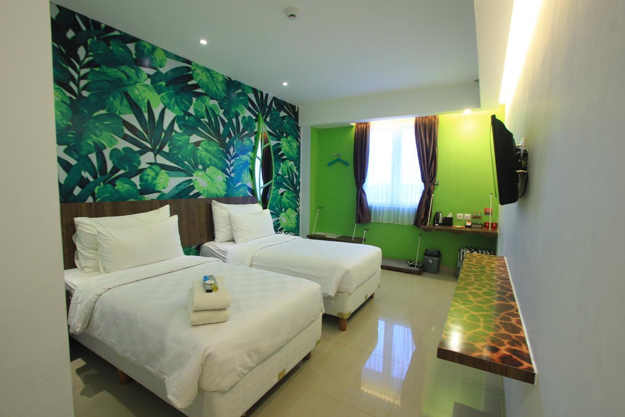 Uniq Hotel Yogyakarta Exterior foto